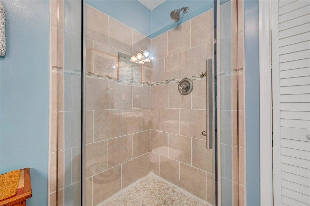 1700 Bluewater DR - Photo 14