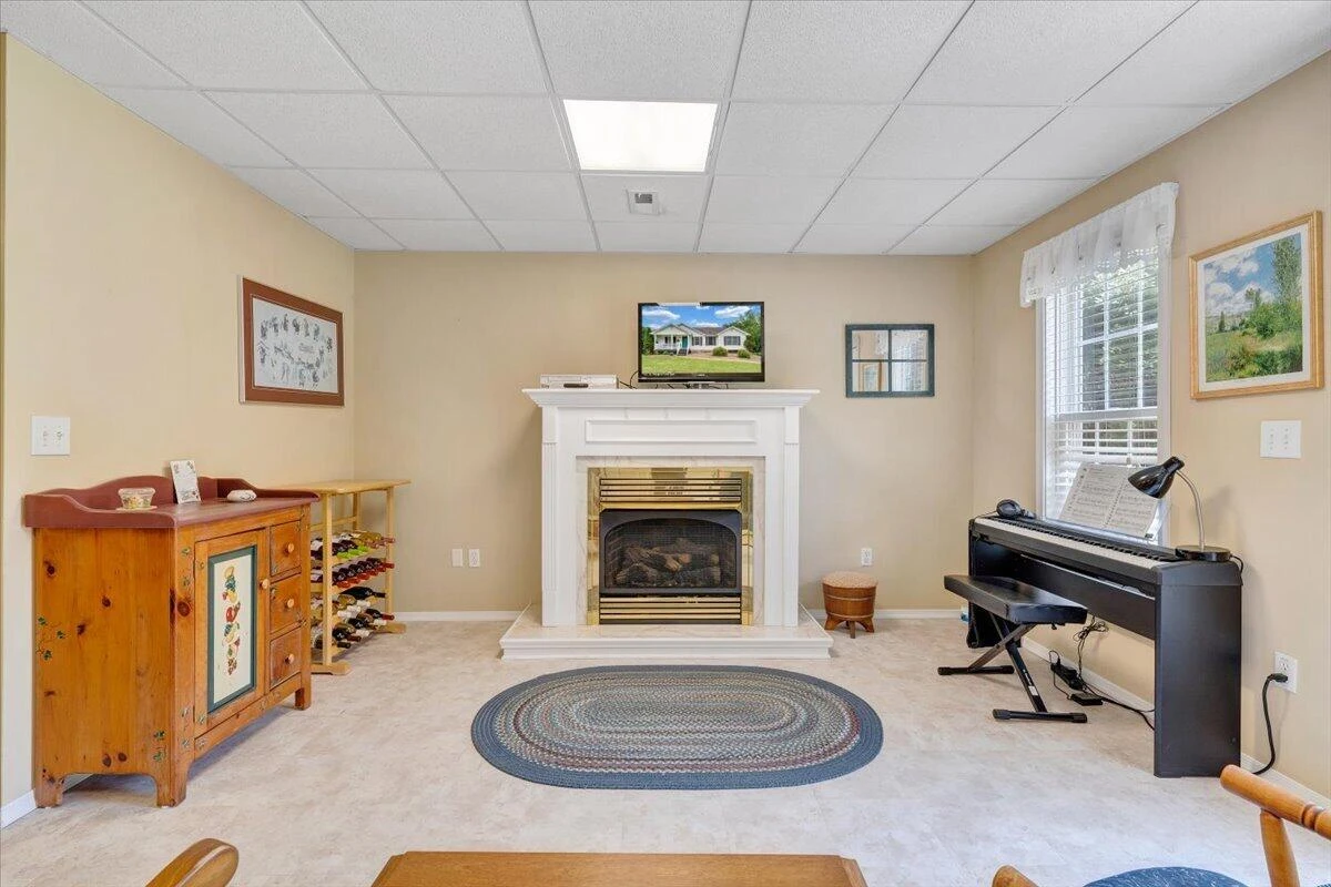 1700 Bluewater DR - Photo 36