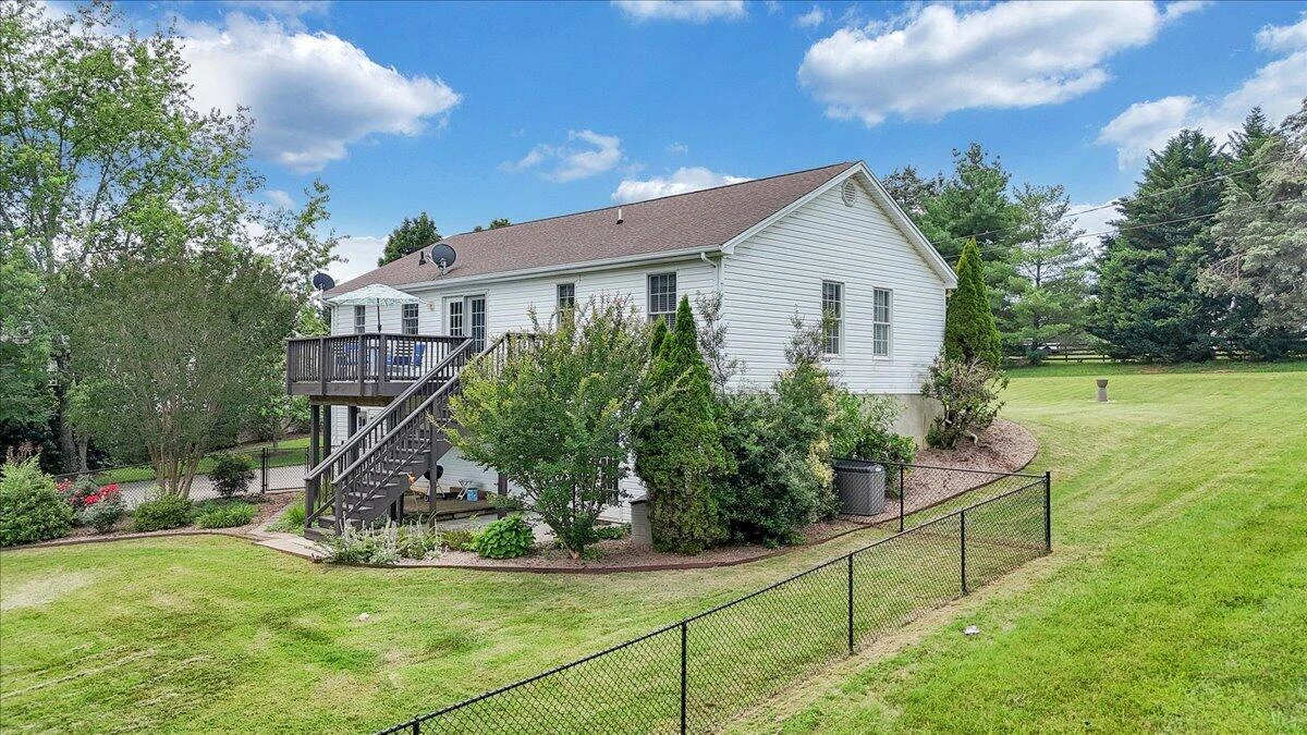 1700 Bluewater DR - Photo 60