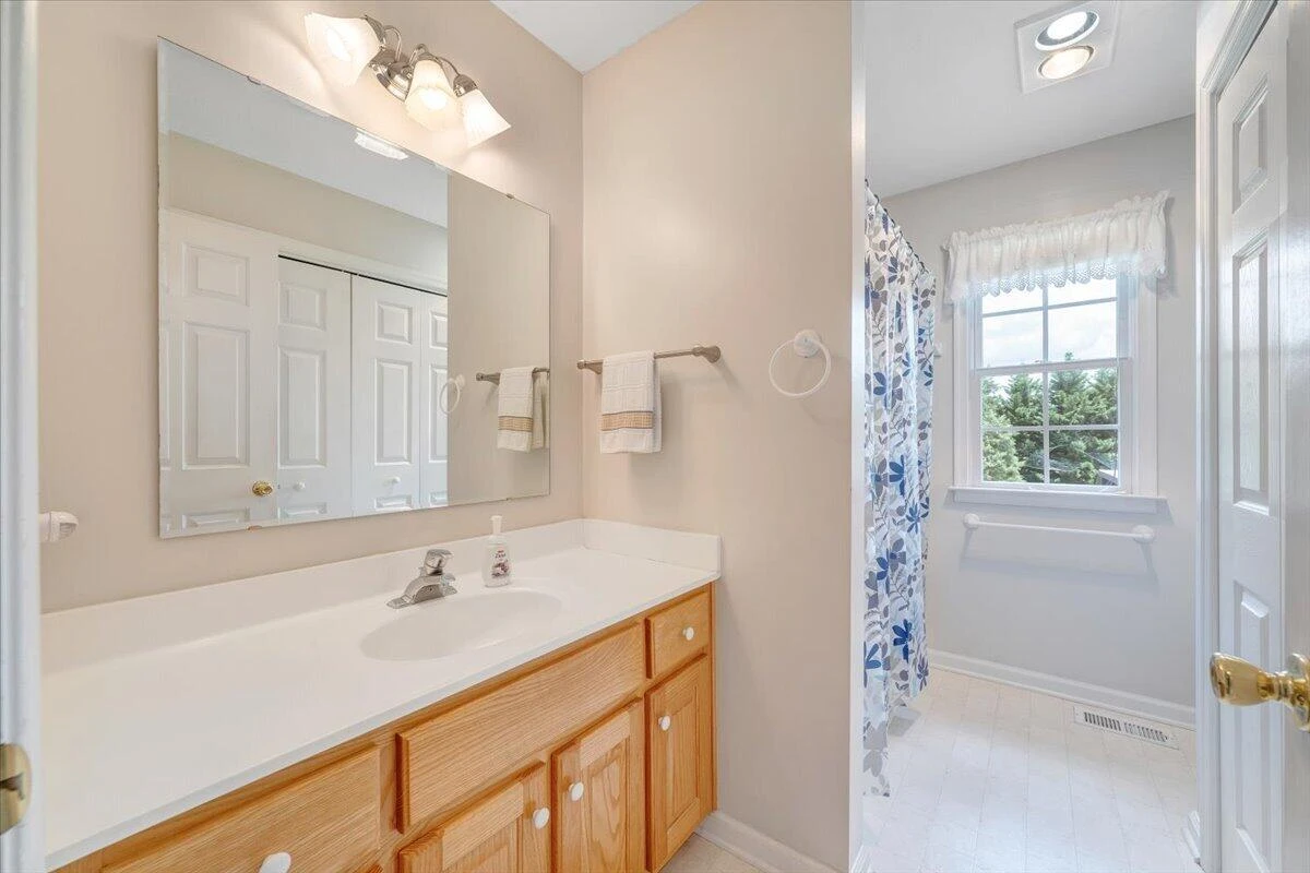 1700 Bluewater DR - Photo 9