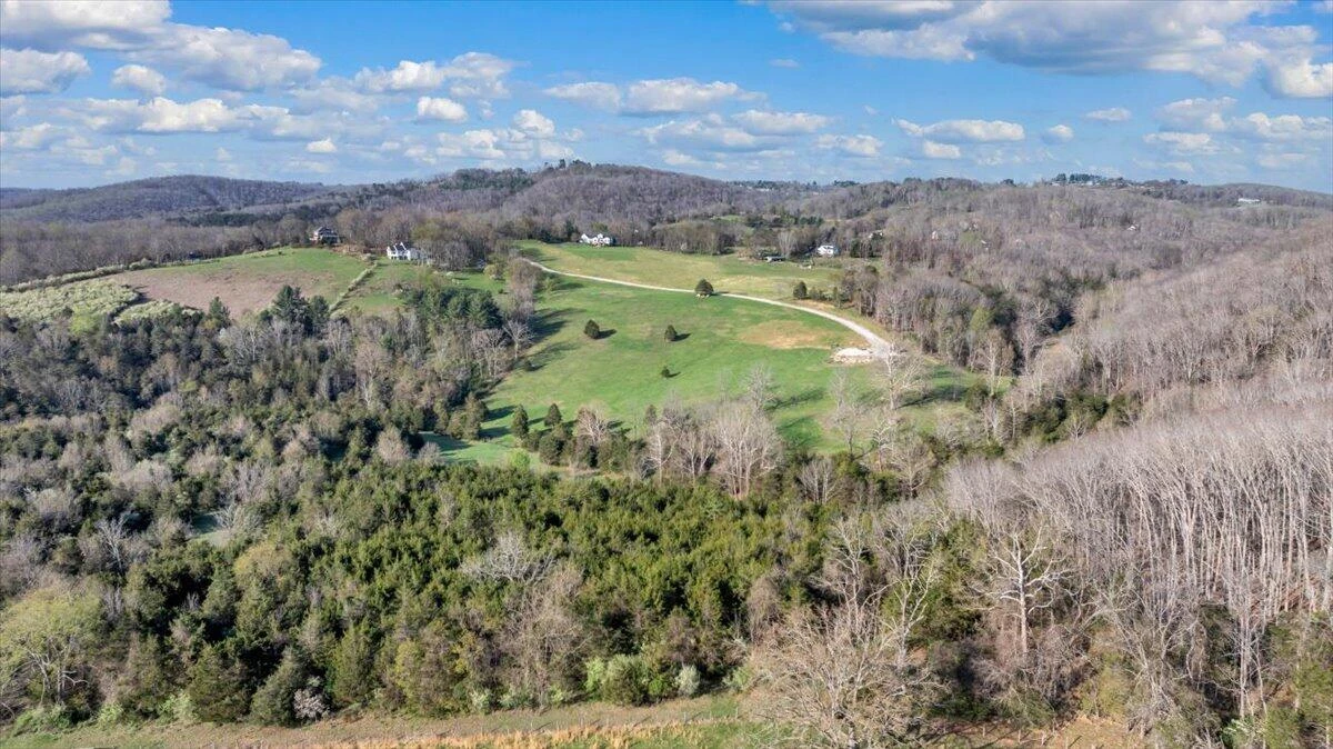 484 Mill Pointe RD - Photo 29