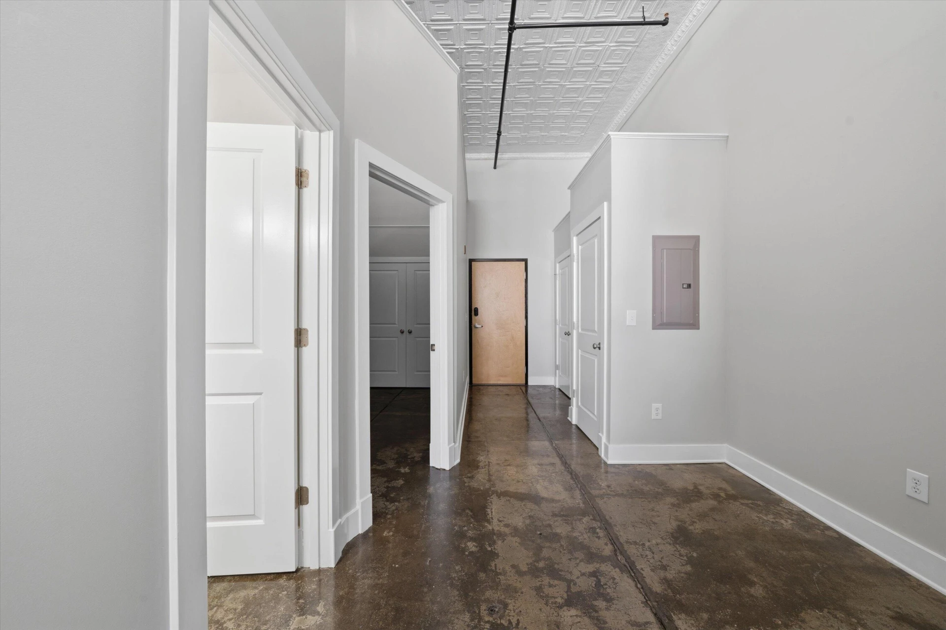 319 Campbell AVE SW #APT 104 - Photo 20