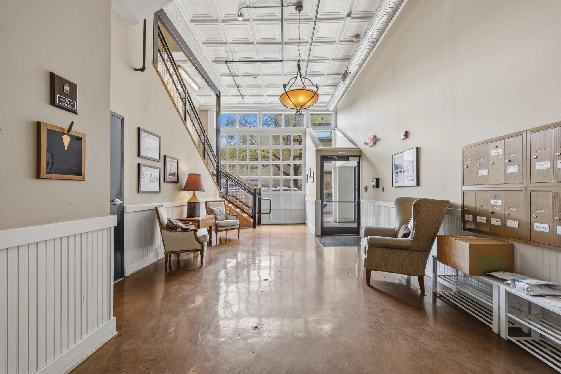 319 Campbell AVE SW #APT 104 - Photo 4