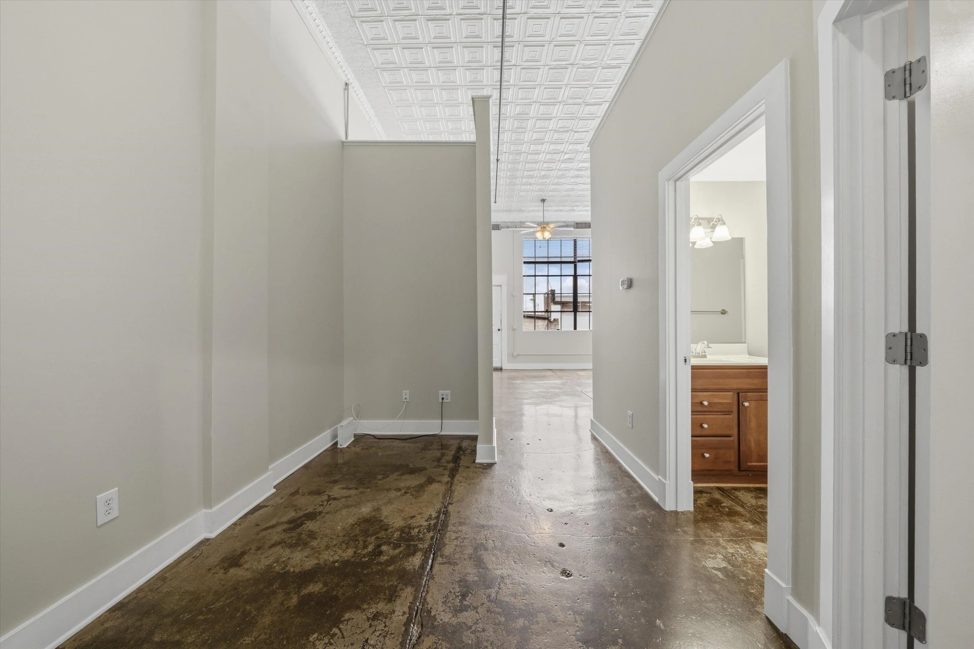 319 Campbell AVE SW #APT 104 - Photo 9