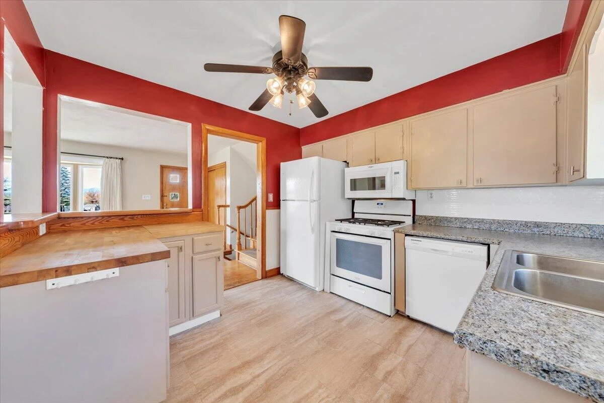2515 Northminster RD NW - Photo 13
