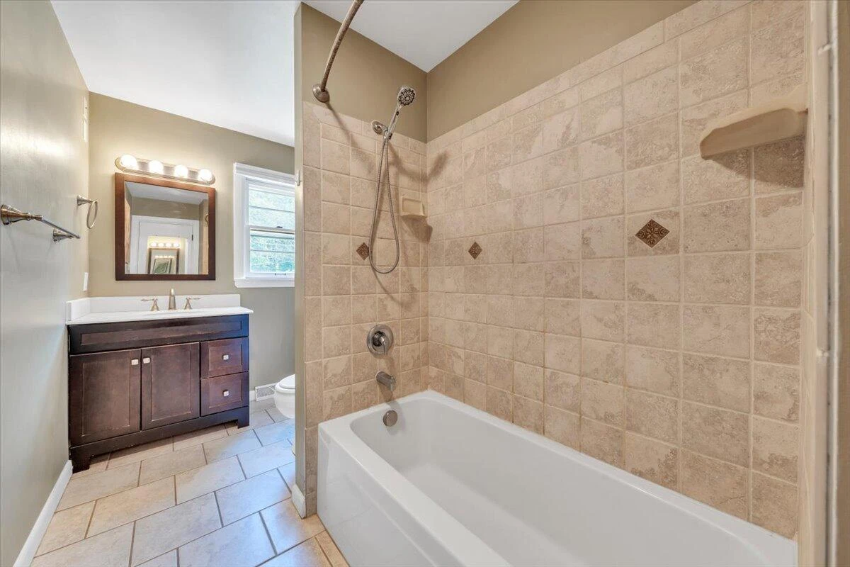 2515 Northminster RD NW - Photo 28