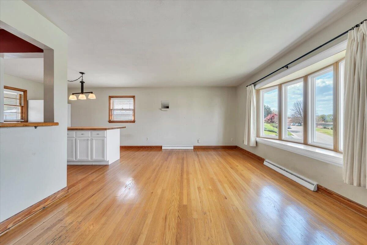 2515 Northminster RD NW - Photo 3