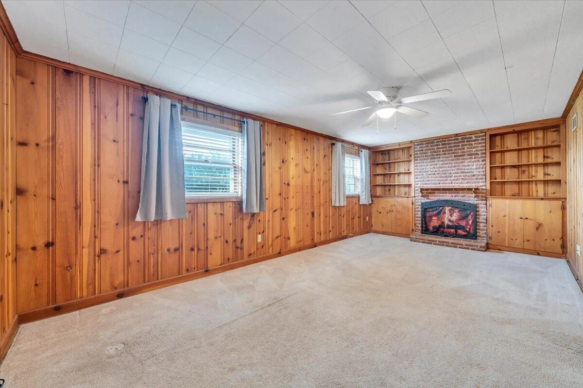 2515 Northminster RD NW - Photo 32