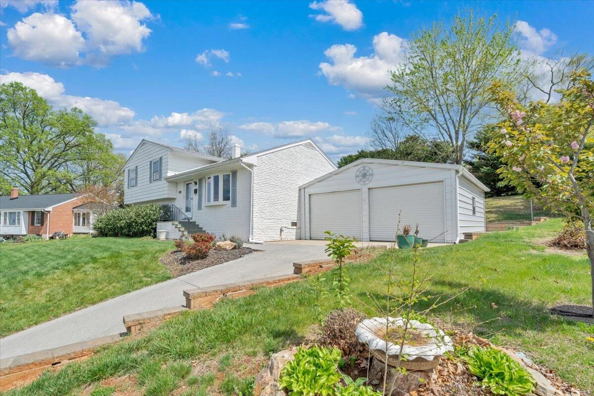 2515 Northminster RD NW - Photo 50