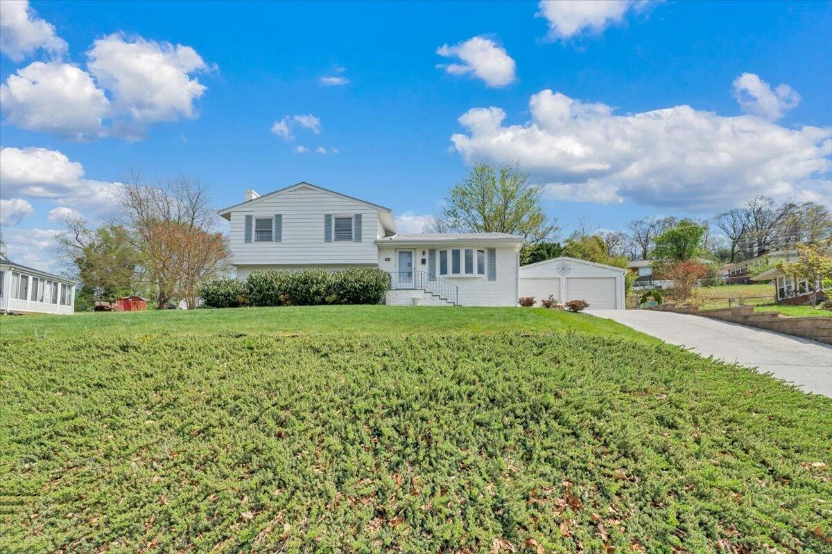 2515 Northminster RD NW - Photo 54