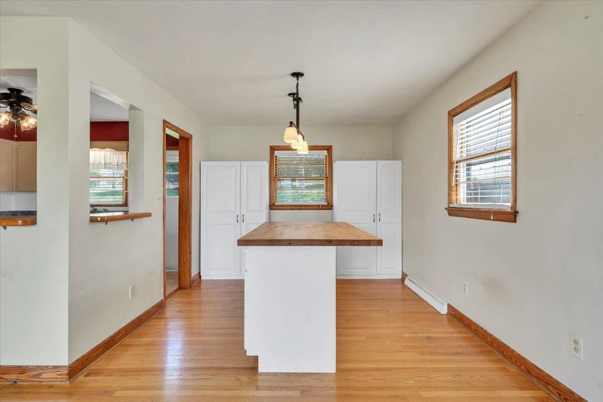 2515 Northminster RD NW - Photo 8