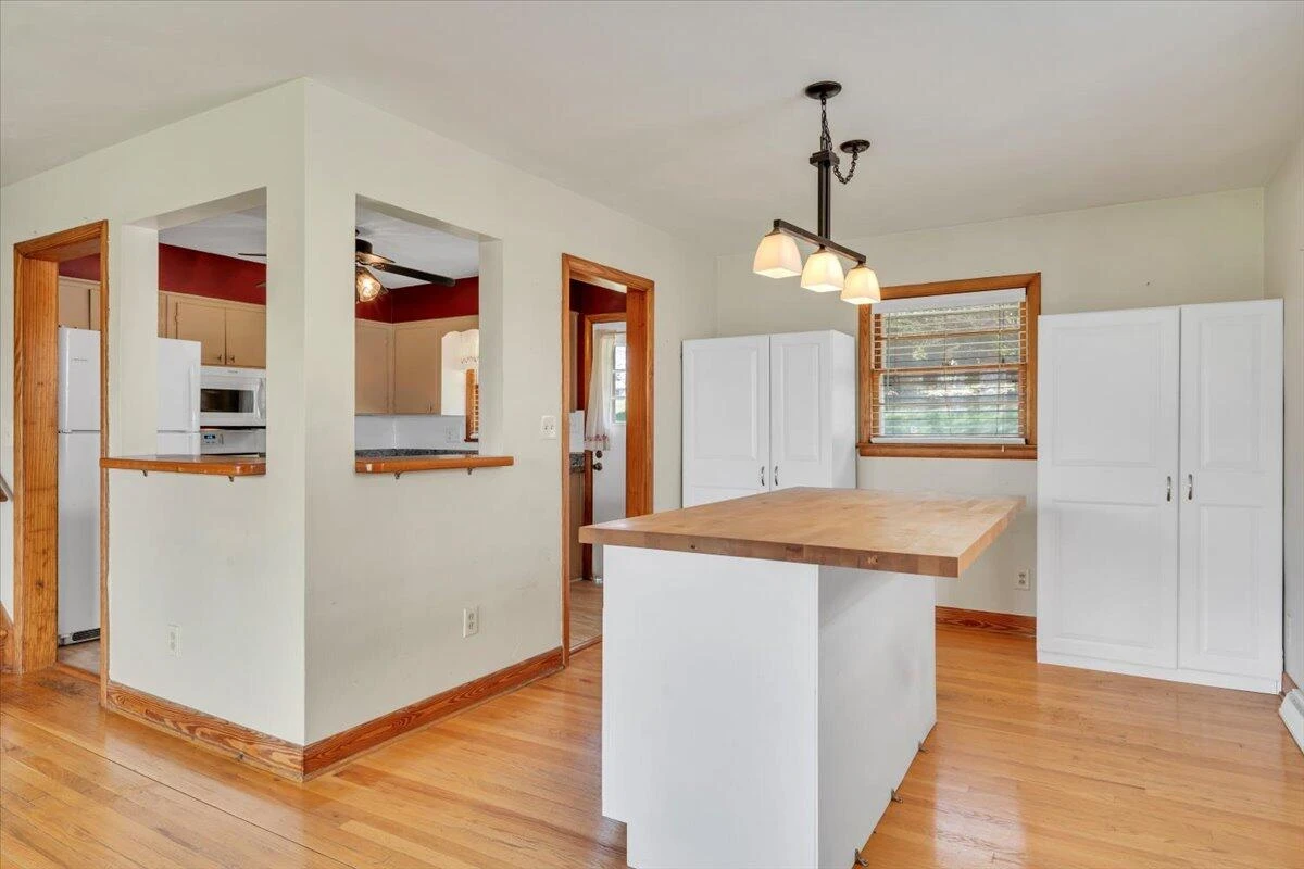 2515 Northminster RD NW - Photo 9
