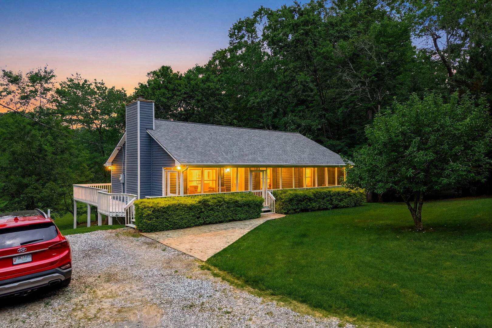 2021 Diamond Hill RD