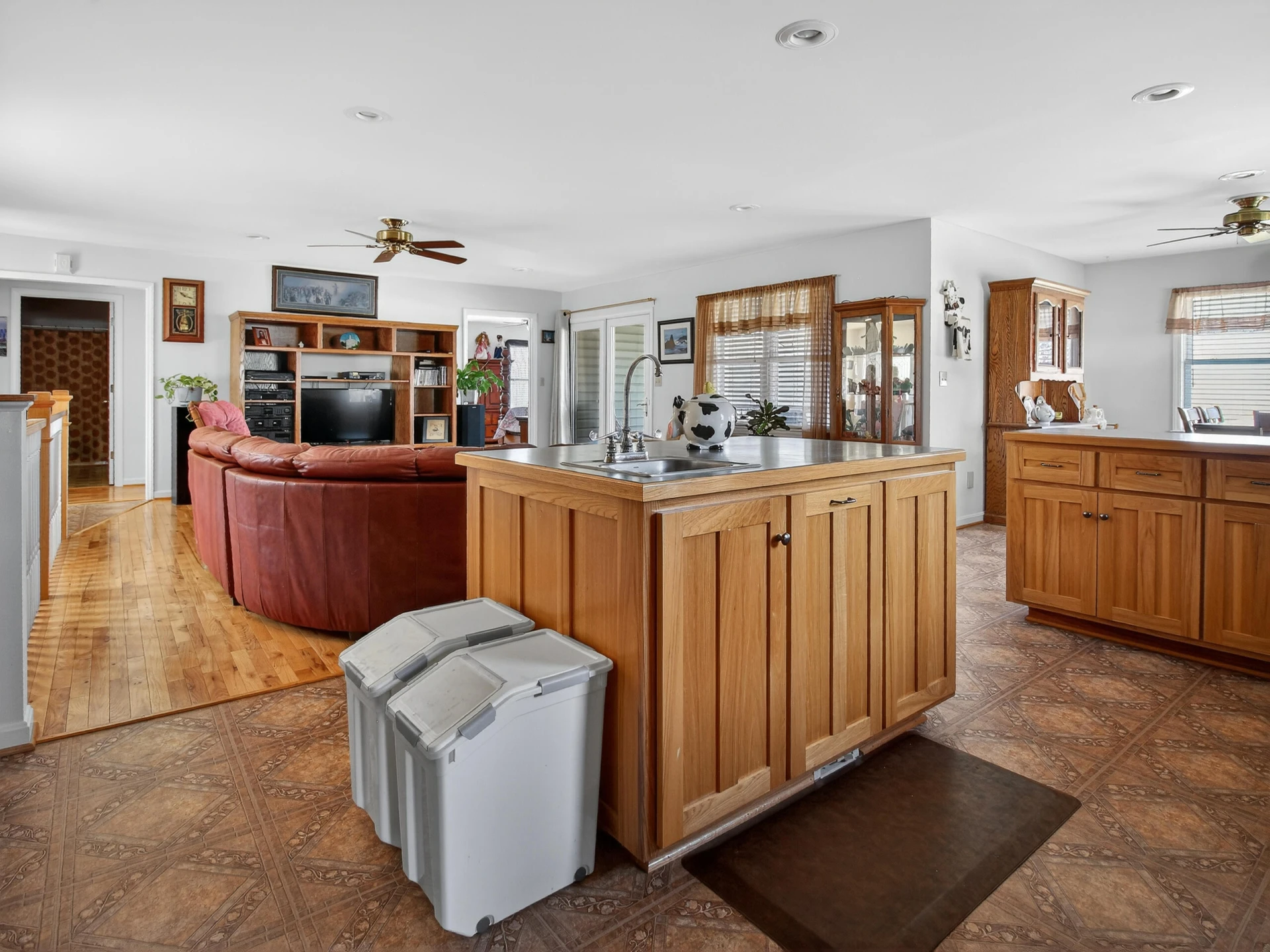 498 Meeks RD - Photo 14