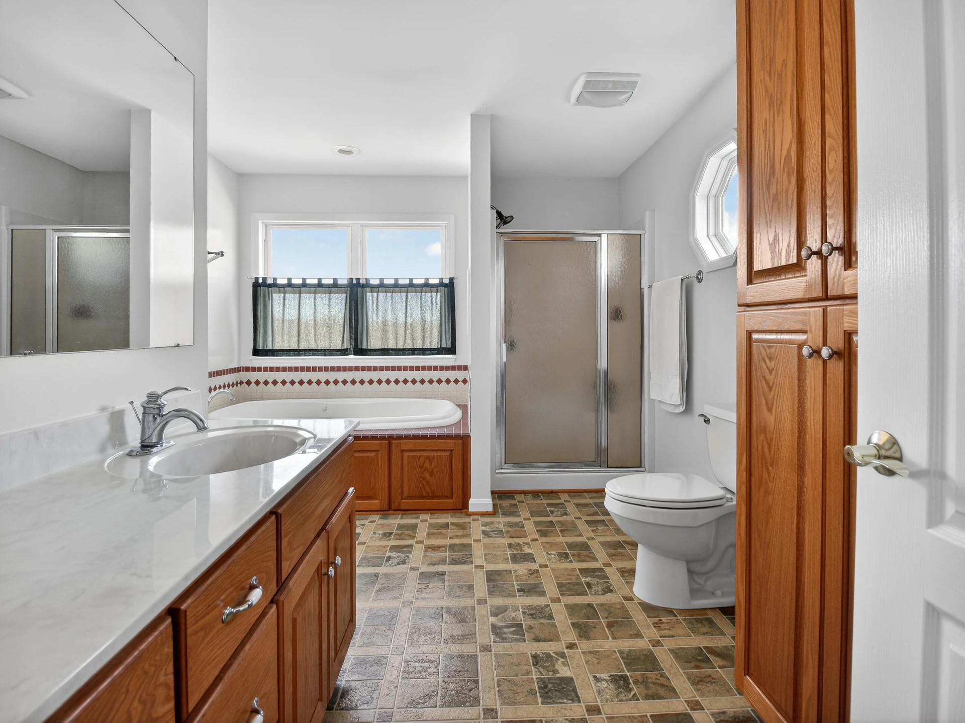498 Meeks RD - Photo 22