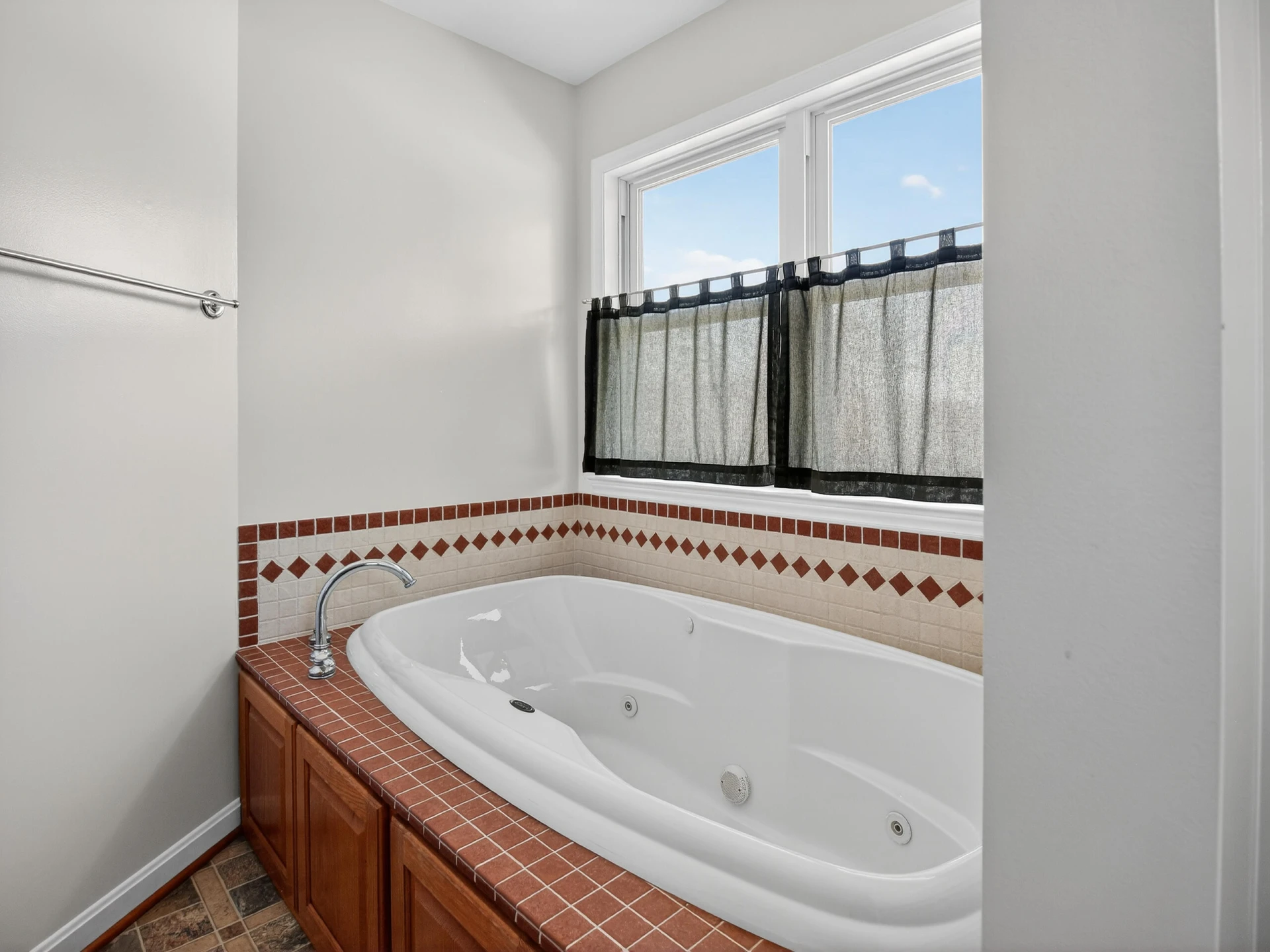 498 Meeks RD - Photo 23