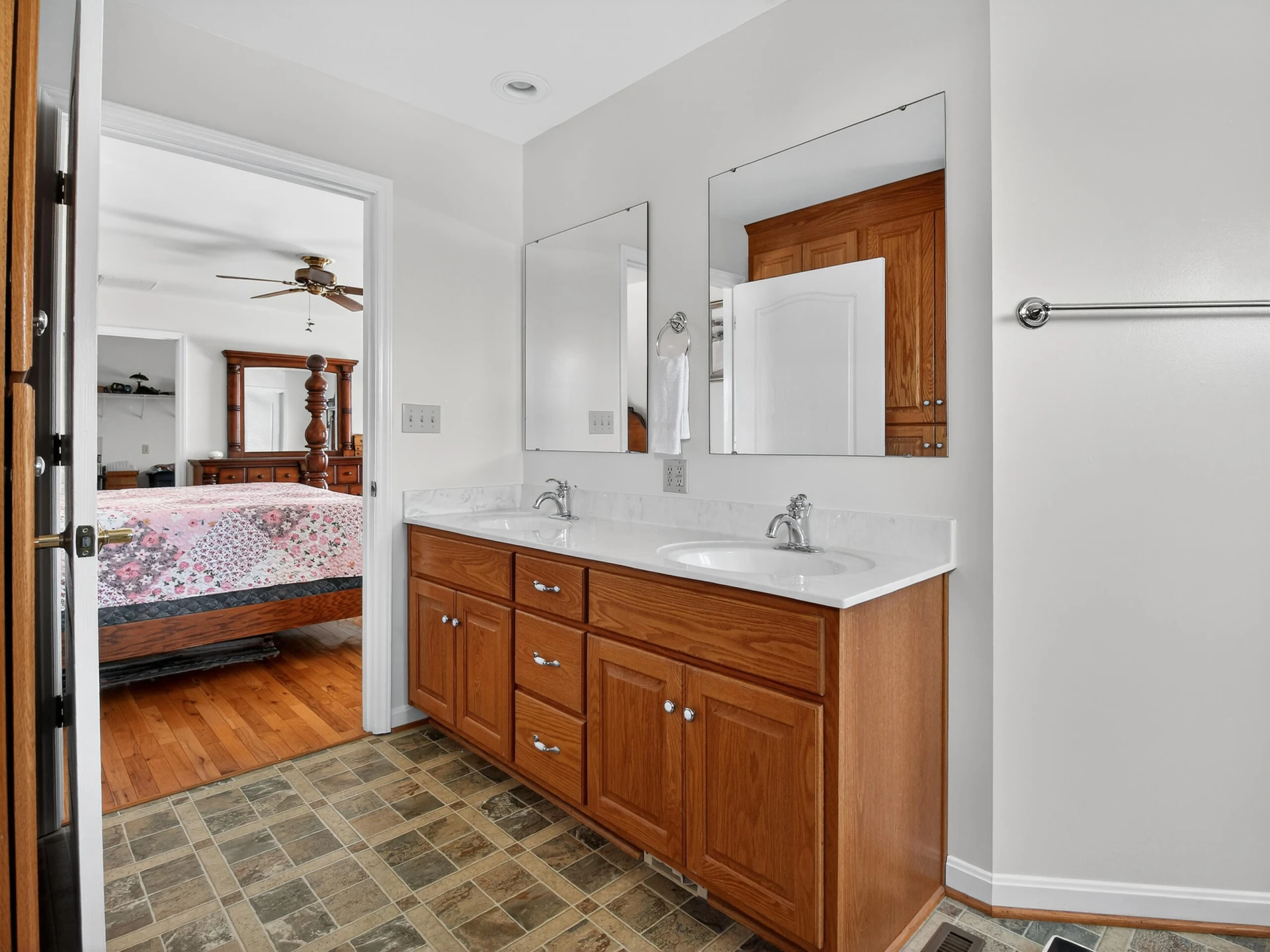 498 Meeks RD - Photo 24