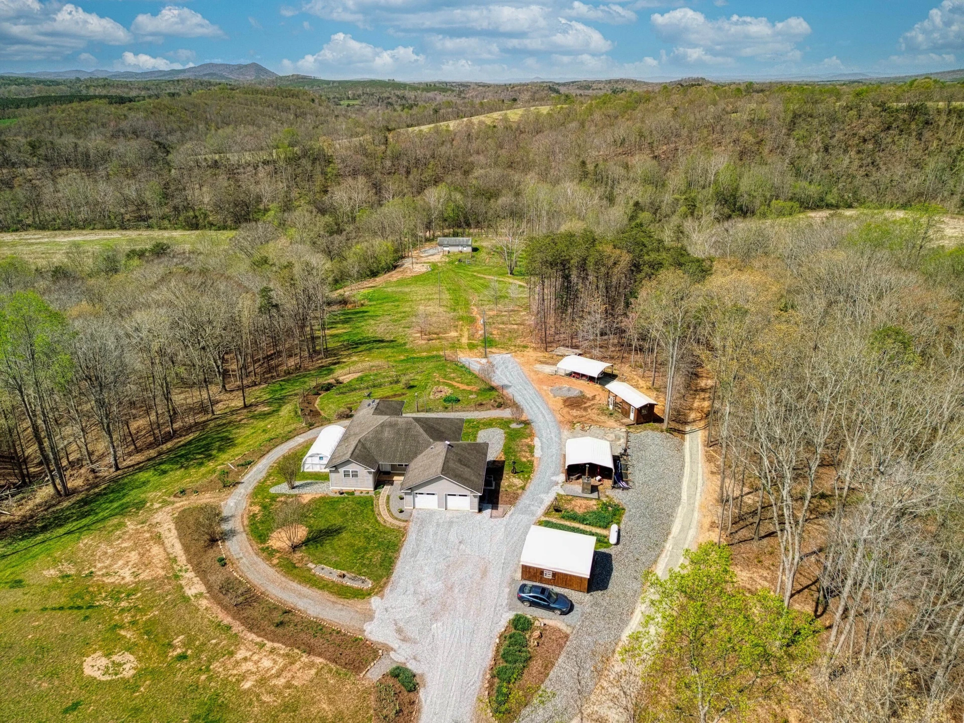 498 Meeks RD - Photo 3