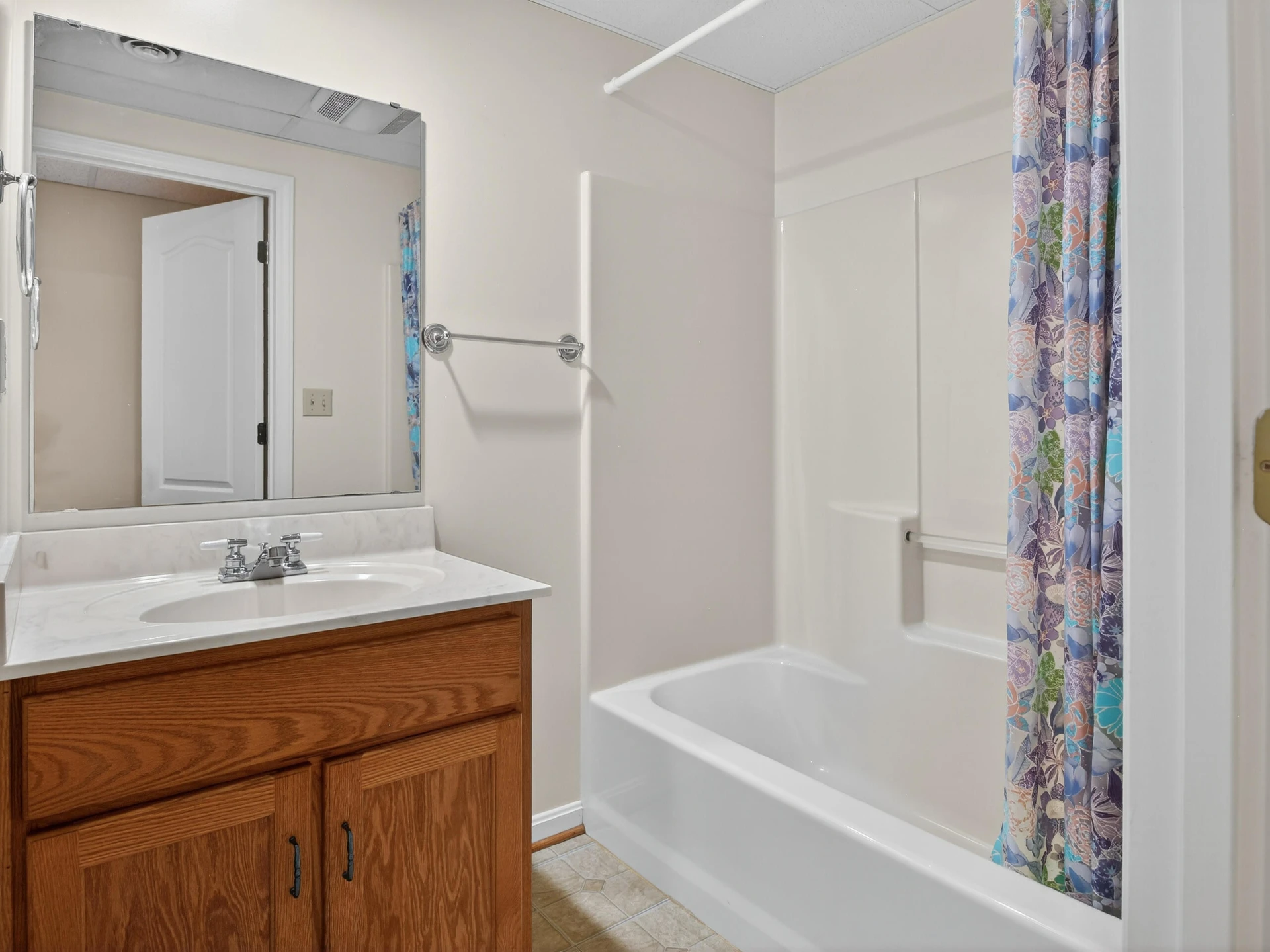 498 Meeks RD - Photo 40
