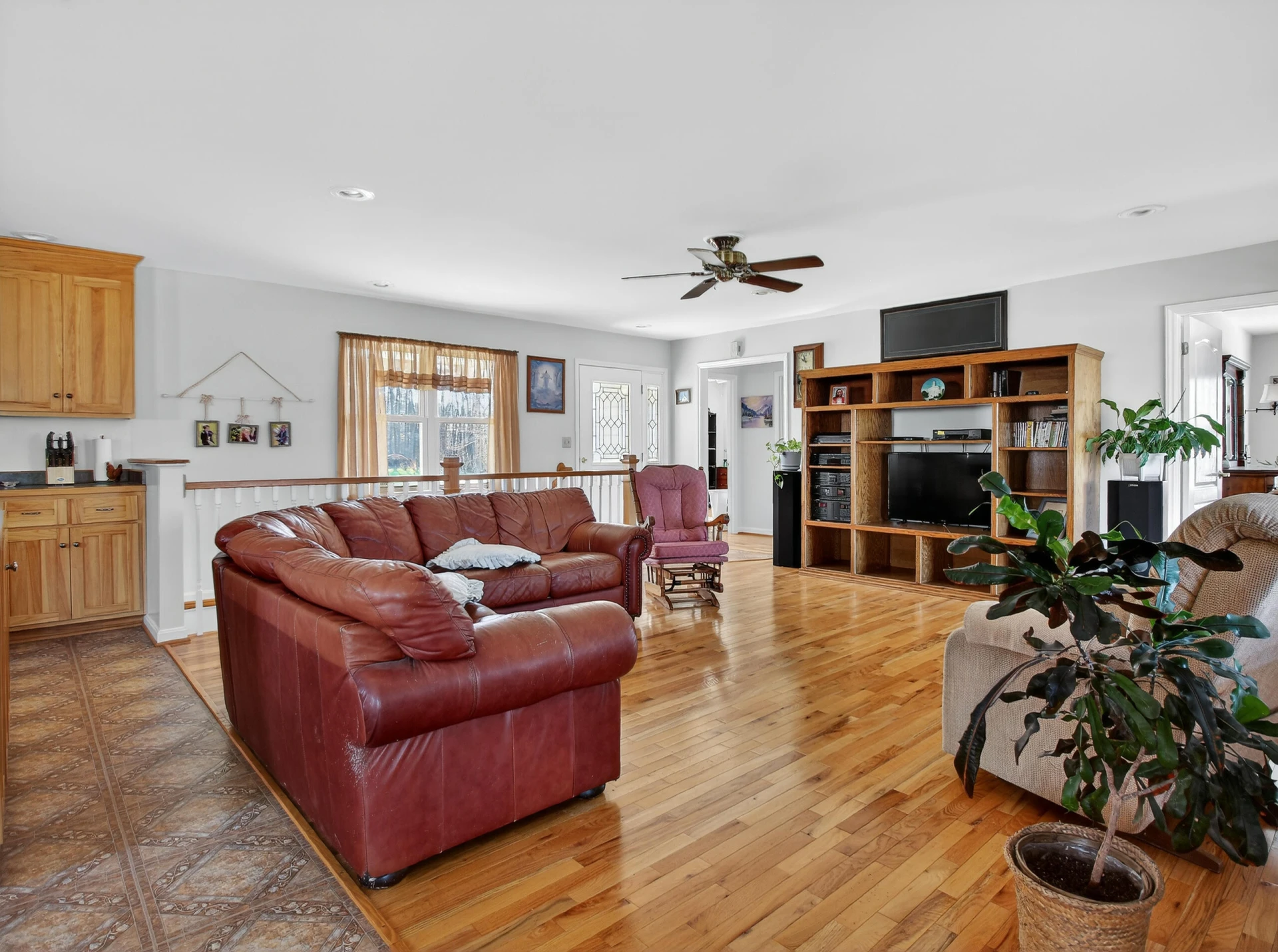 498 Meeks RD - Photo 7