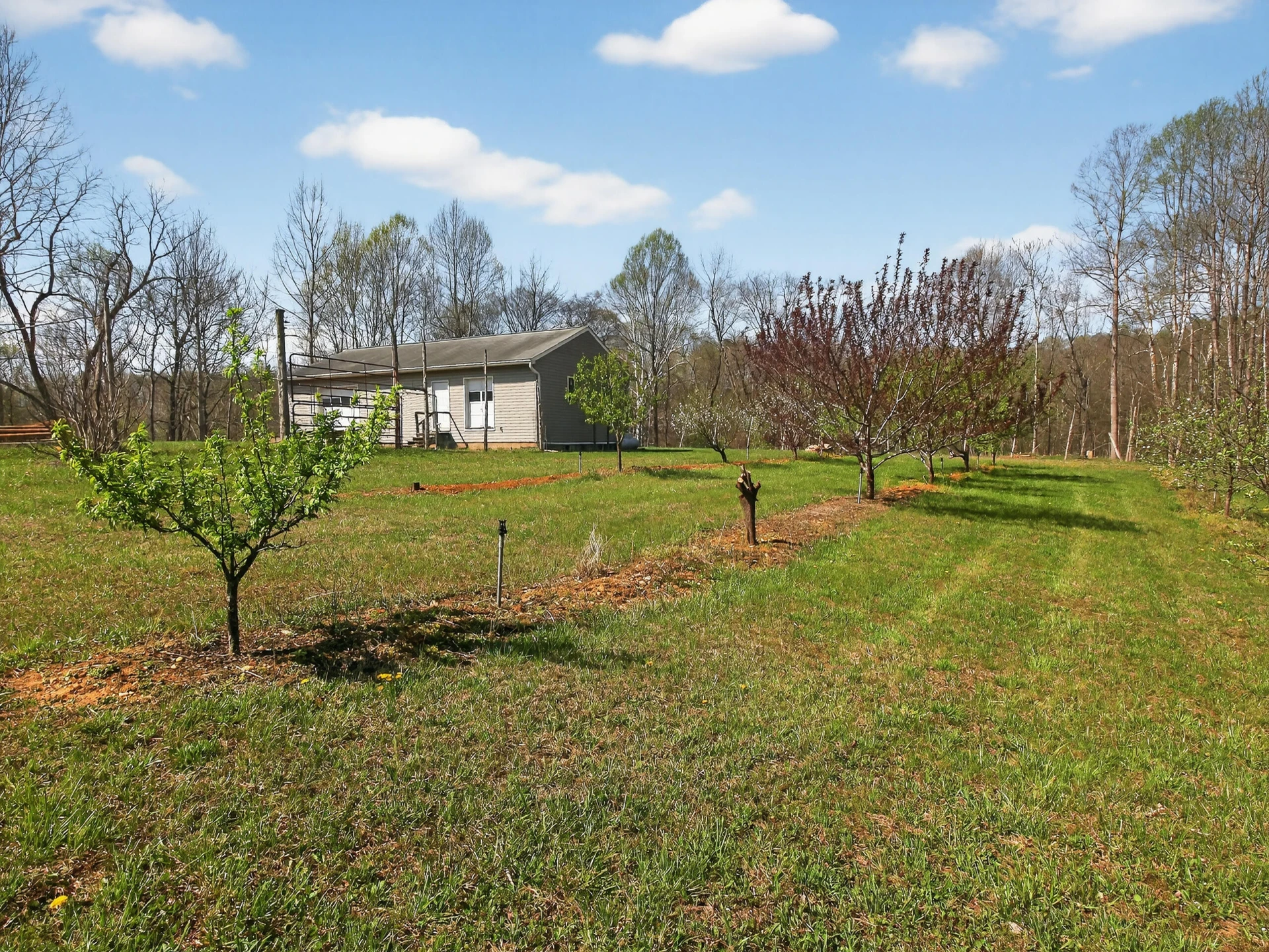 498 Meeks RD - Photo 65
