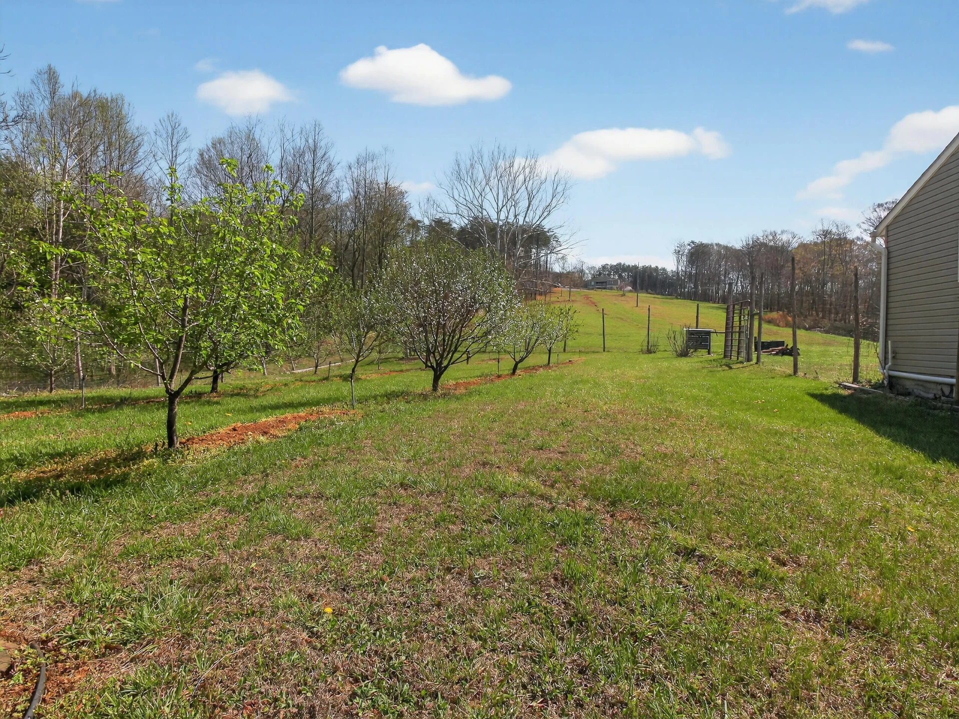 498 Meeks RD - Photo 67