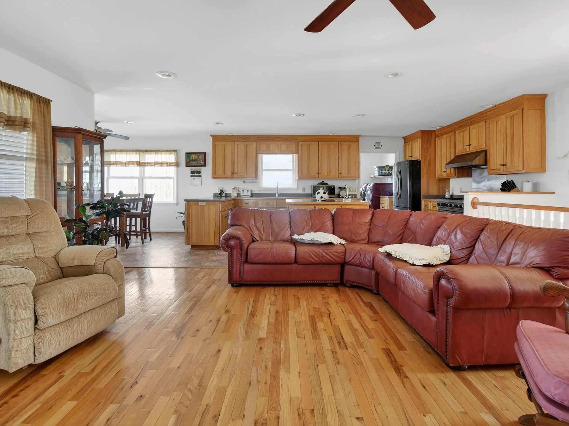 498 Meeks RD - Photo 8