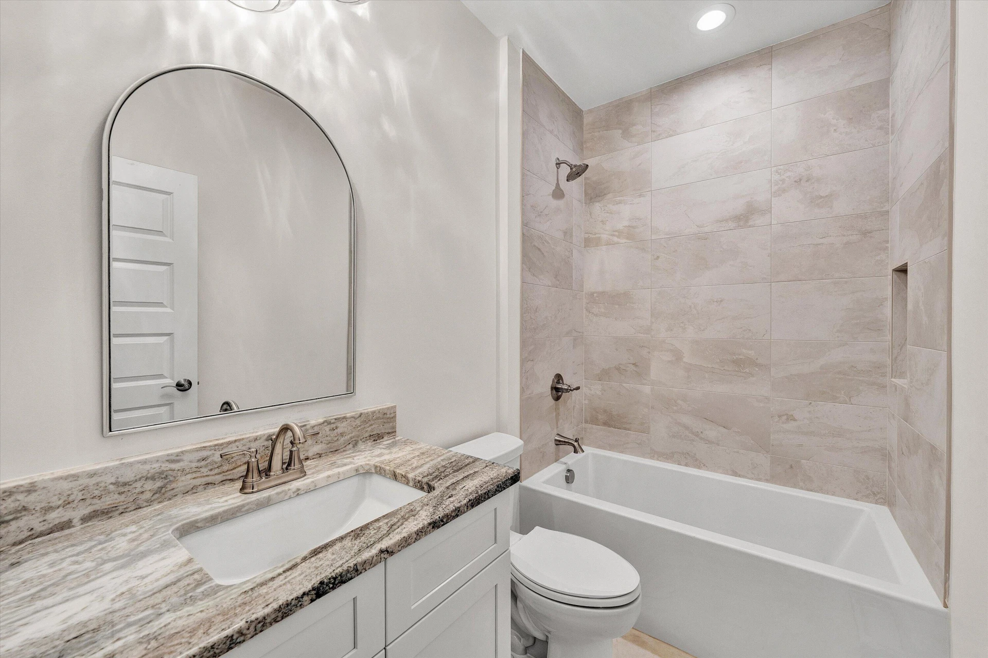 5007 Claremont CIR SW - Photo 21