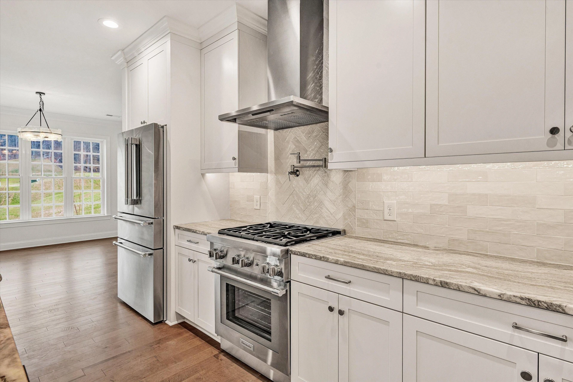 5007 Claremont CIR SW - Photo 9