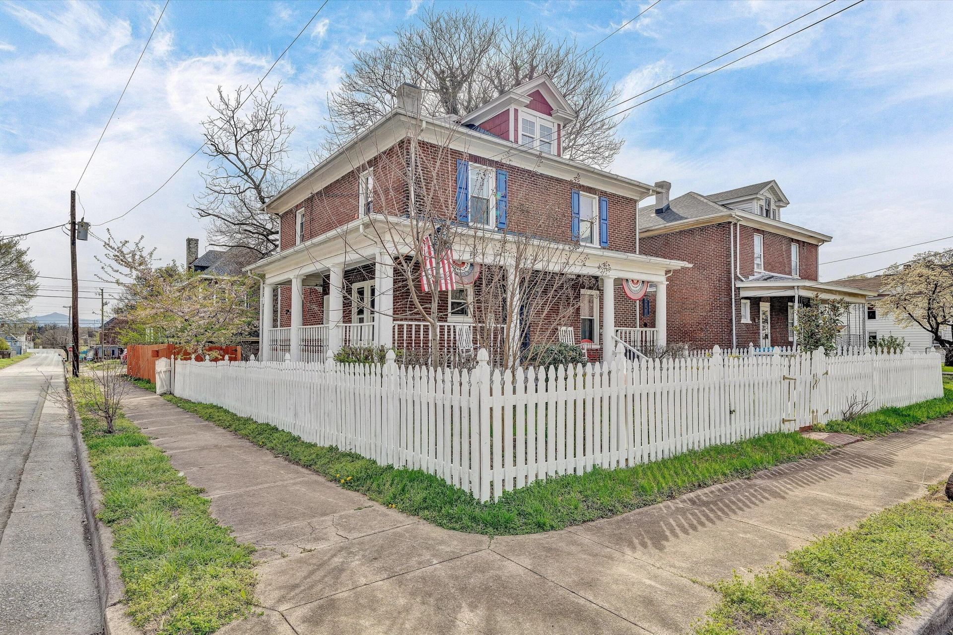 1502 Rorer AVE SW - Photo 3