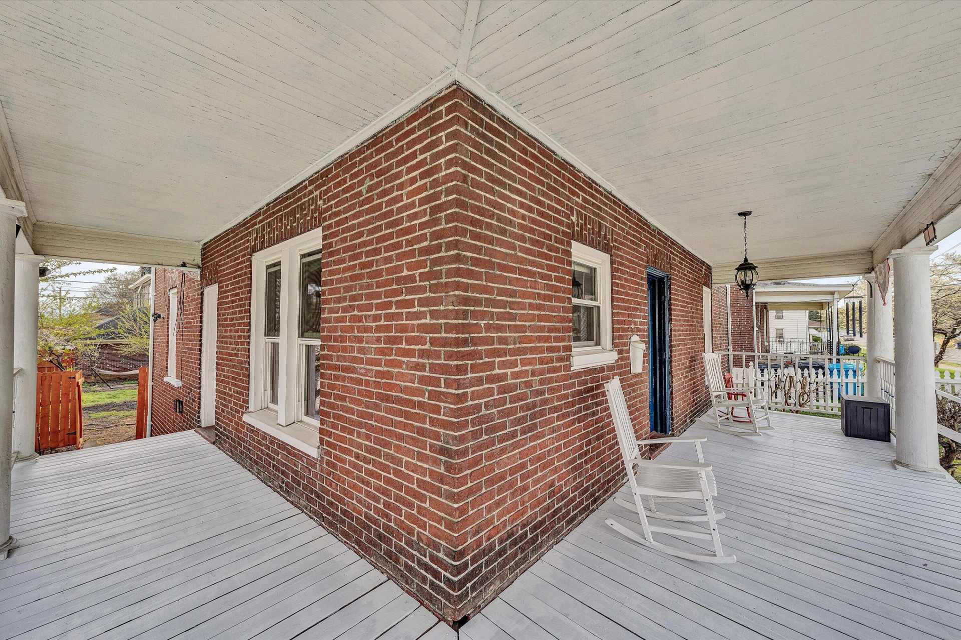 1502 Rorer AVE SW - Photo 9