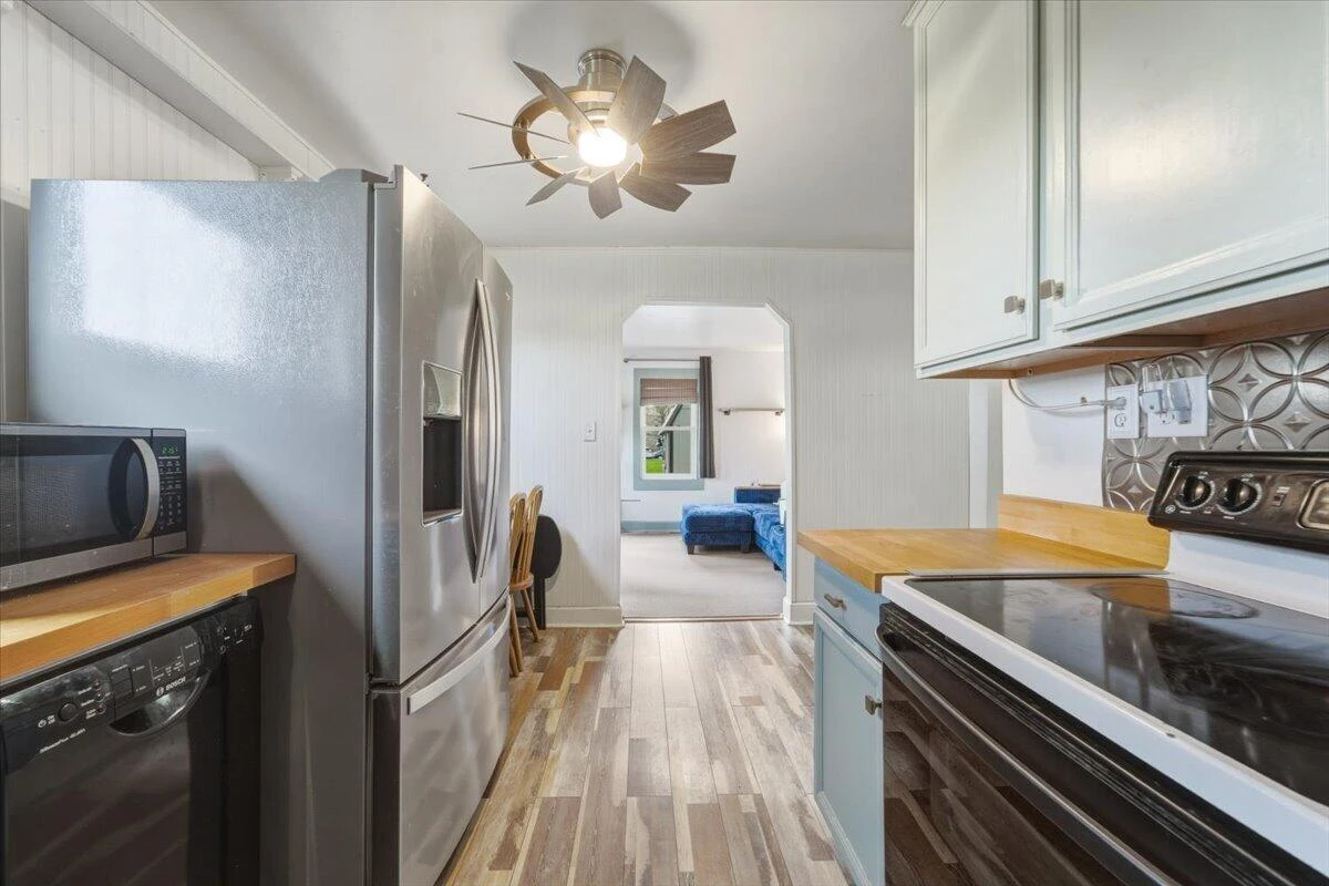 4925 Oak RD NW - Photo 13