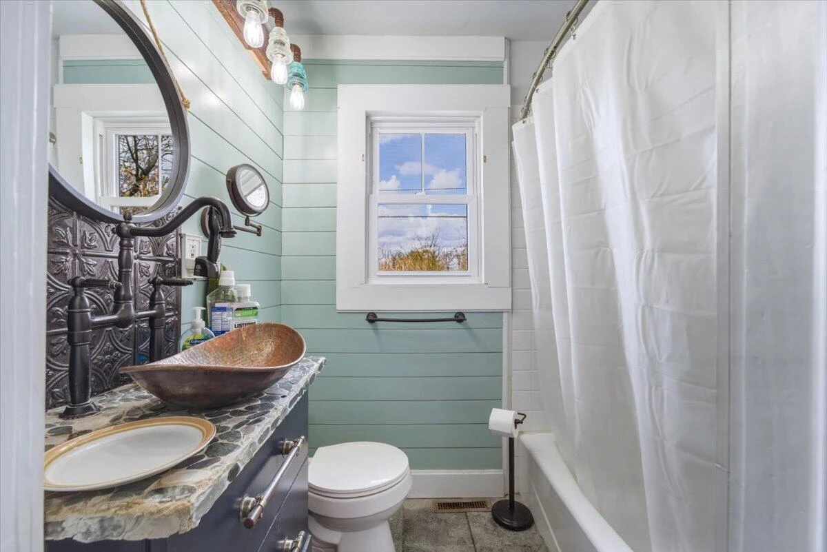 4925 Oak RD NW - Photo 14