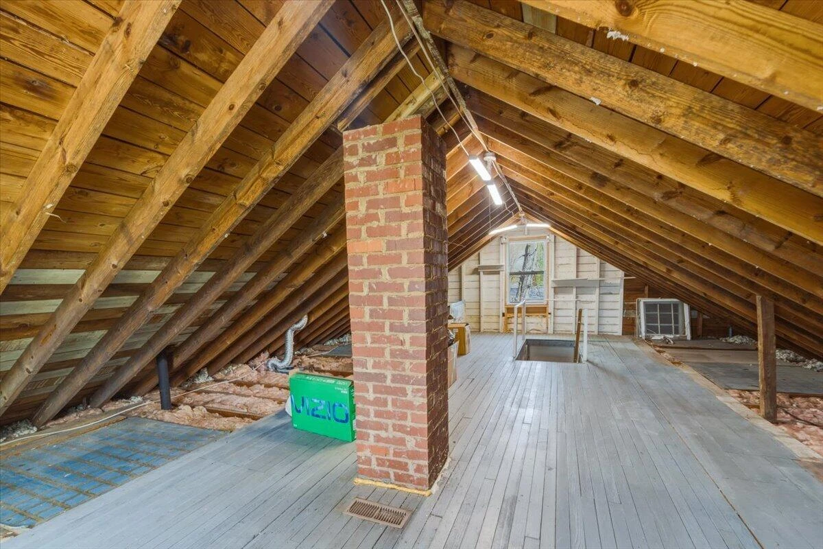 4925 Oak RD NW - Photo 21