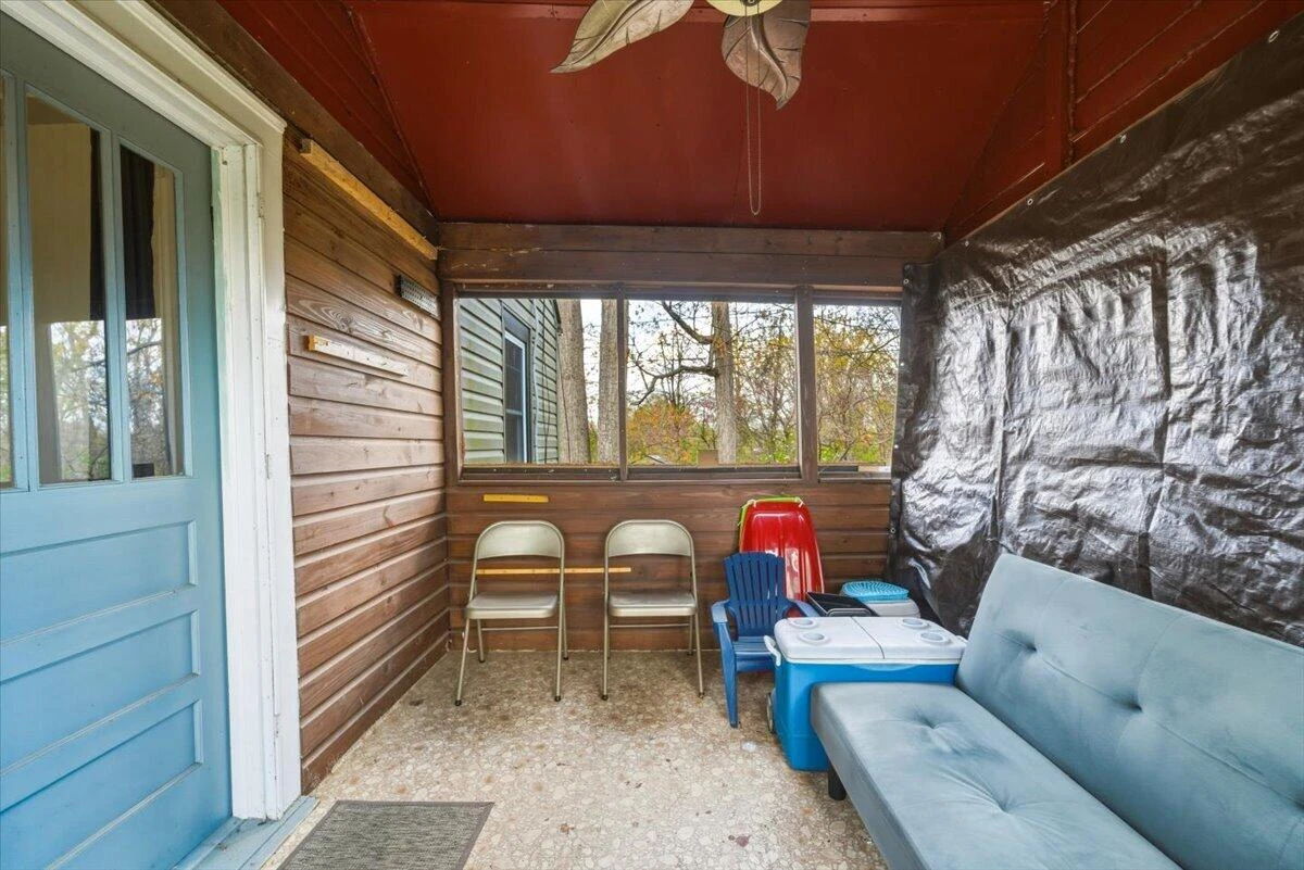 4925 Oak RD NW - Photo 26