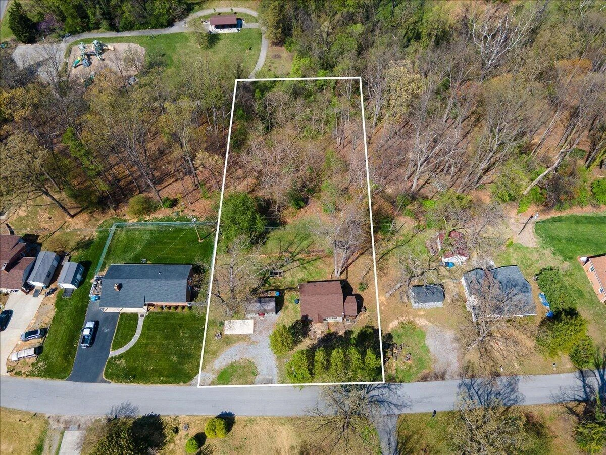 4925 Oak RD NW - Photo 36