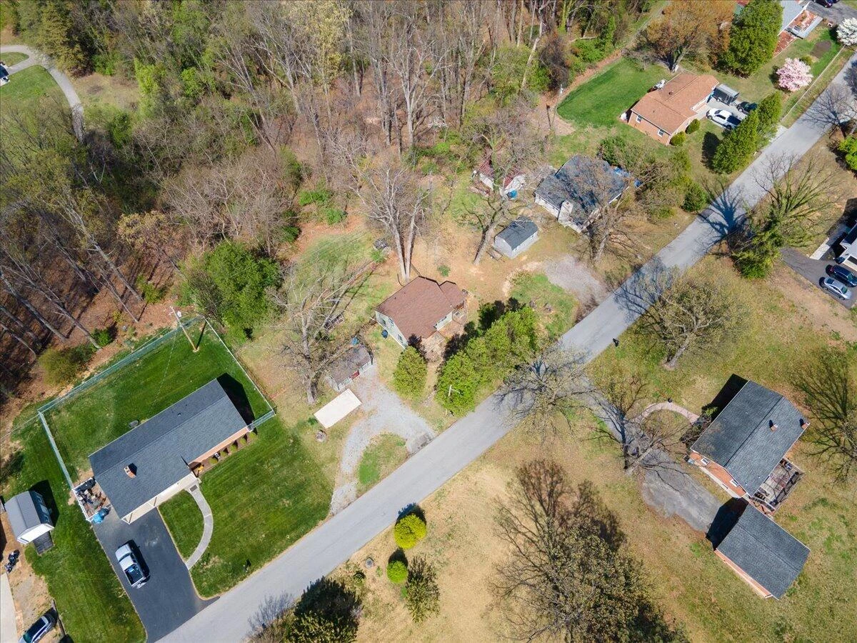 4925 Oak RD NW - Photo 38