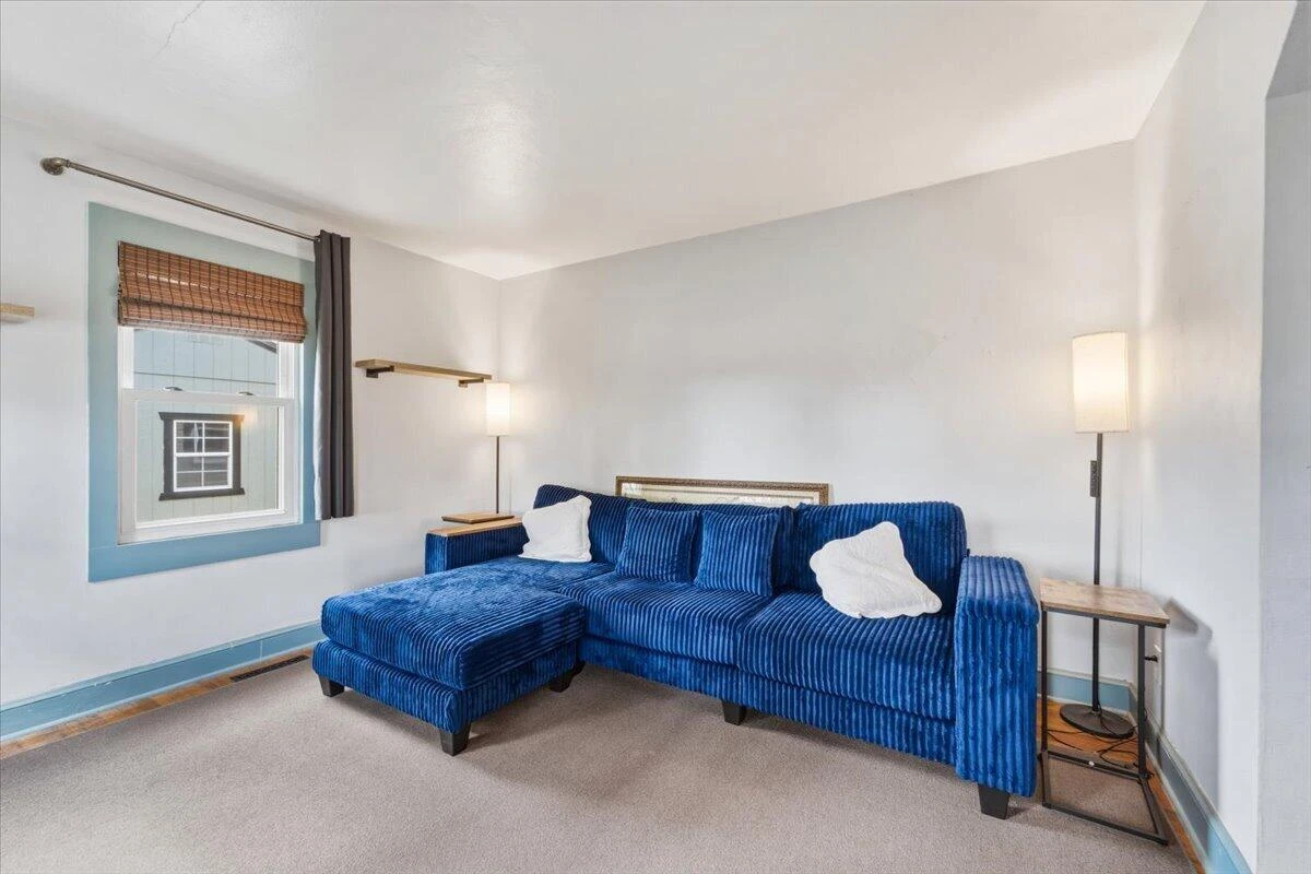 4925 Oak RD NW - Photo 5