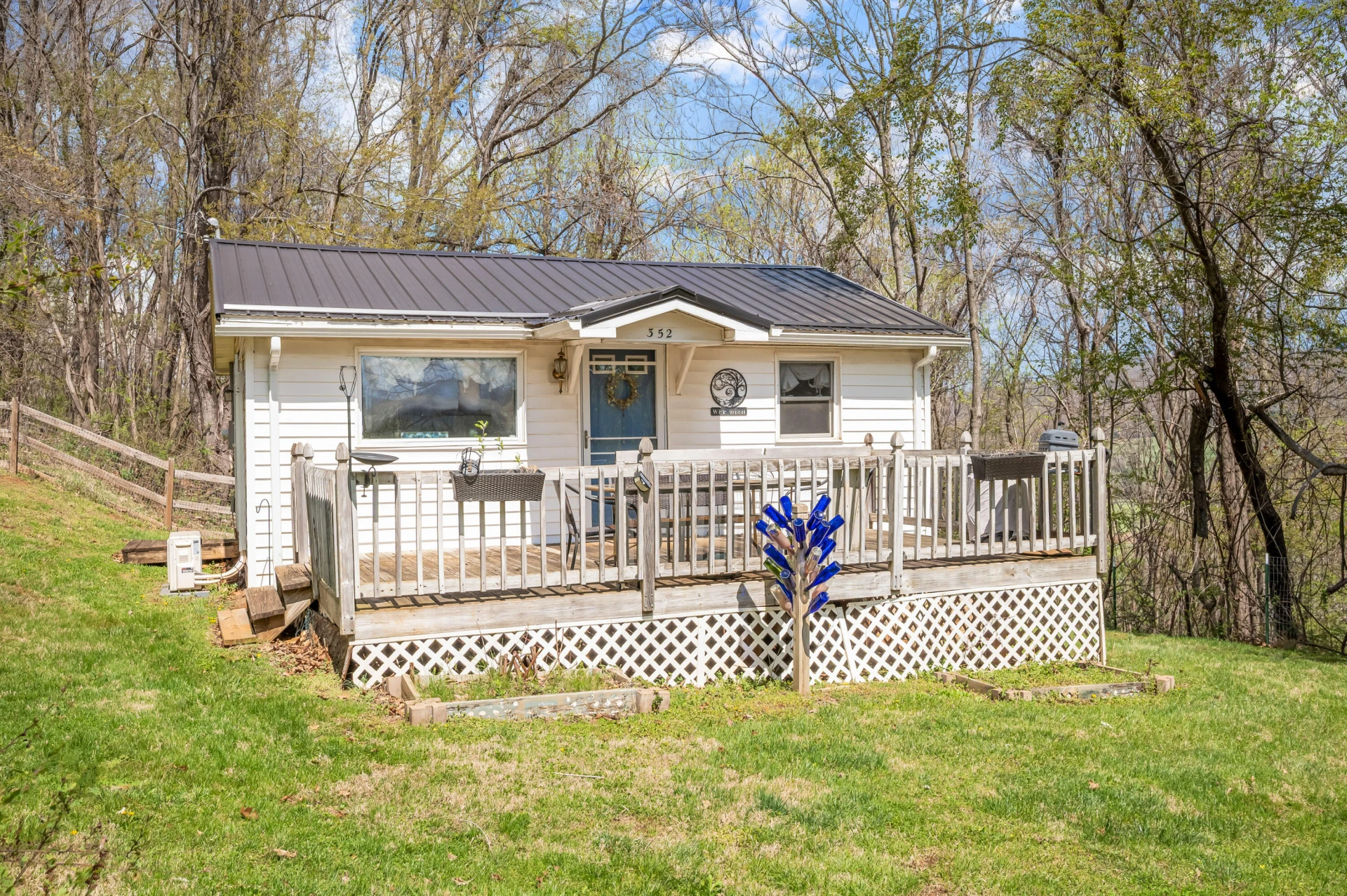 352 Blankenship RD - Photo 2