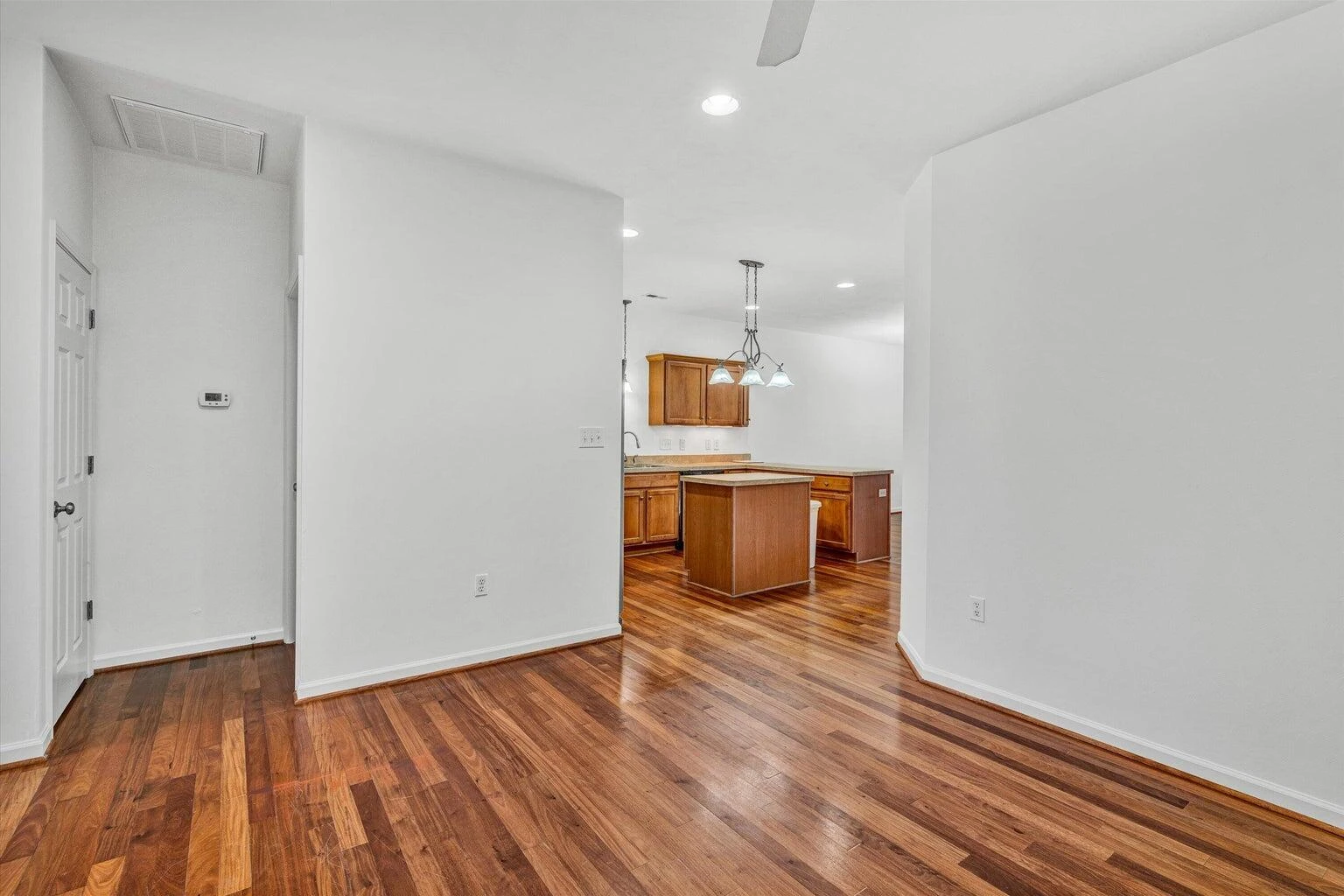 88 Maple ST - Photo 9