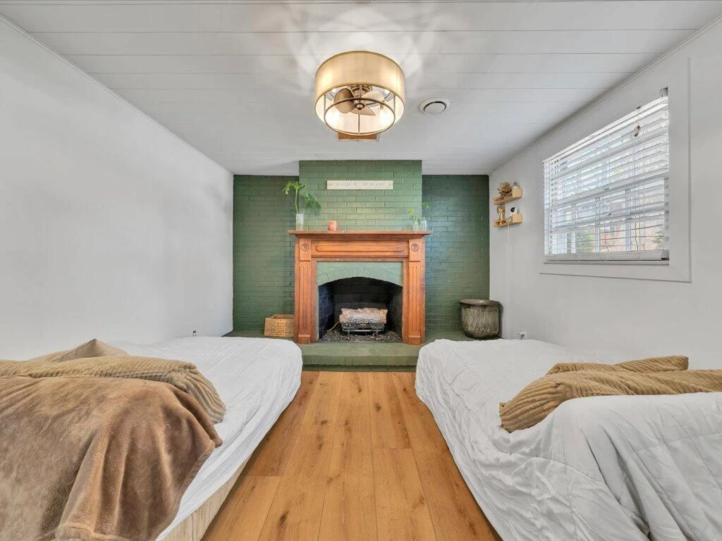 163 Blair PL - Photo 4