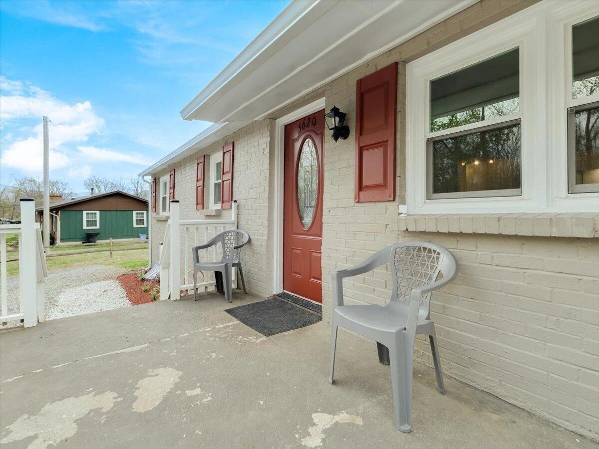 5620 Carter LN - Photo 5