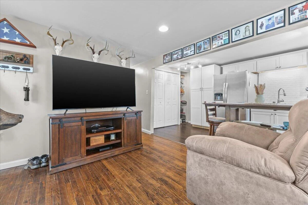 5620 Carter LN - Photo 7