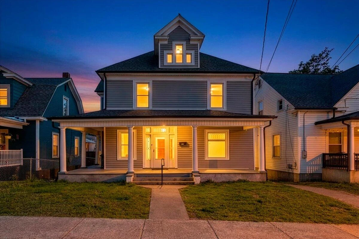 629 Highland AVE SE