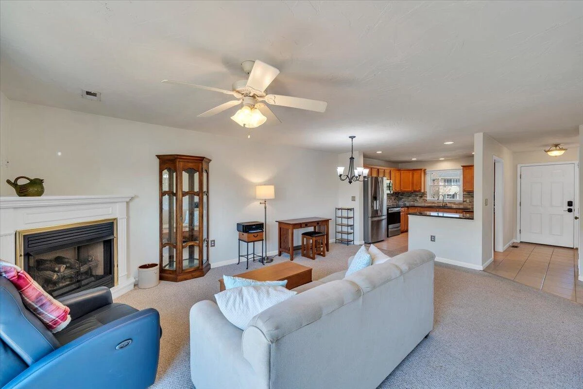 475 Cambridge CT #E2 - Photo 13