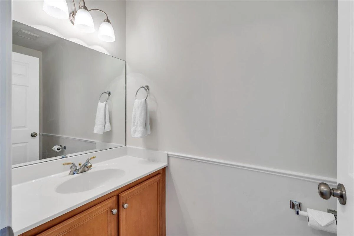 475 Cambridge CT #E2 - Photo 14