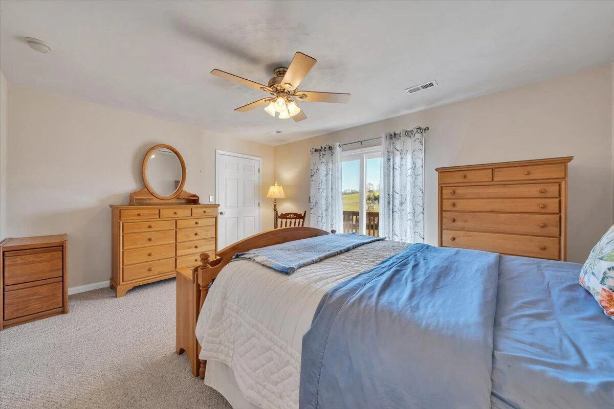 475 Cambridge CT #E2 - Photo 16