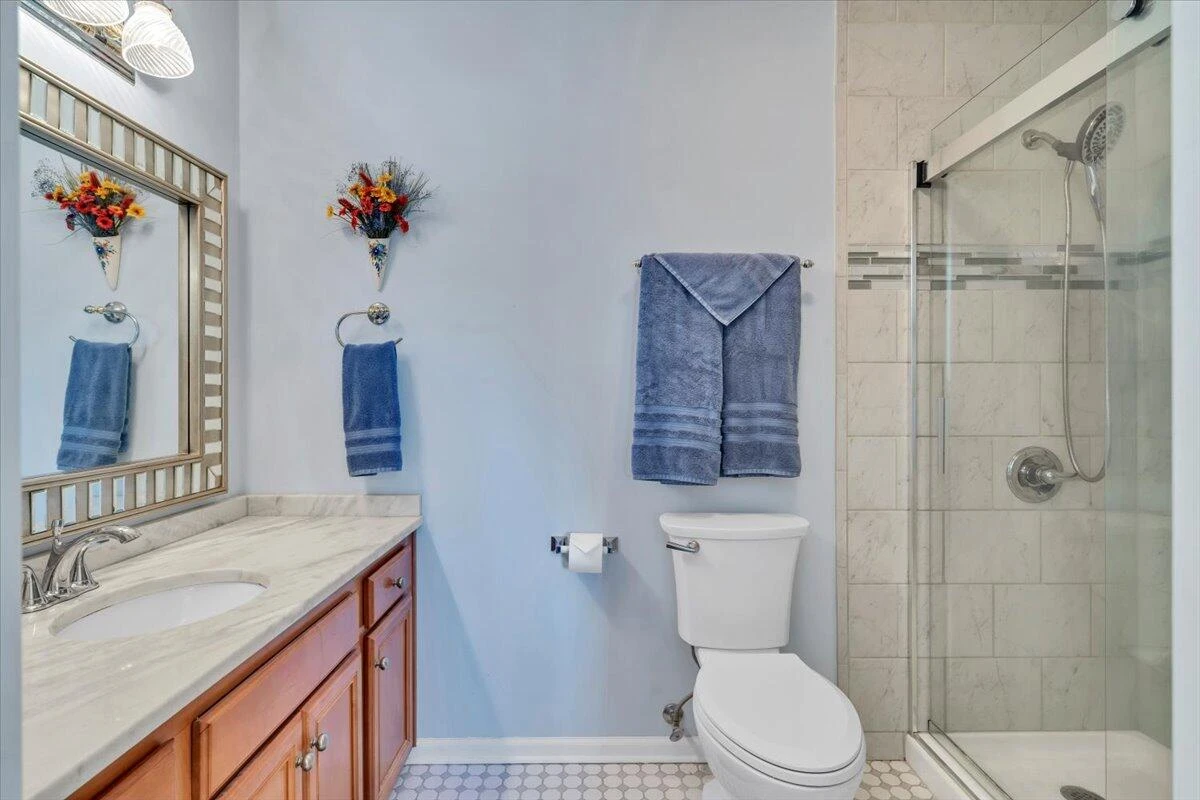 475 Cambridge CT #E2 - Photo 20
