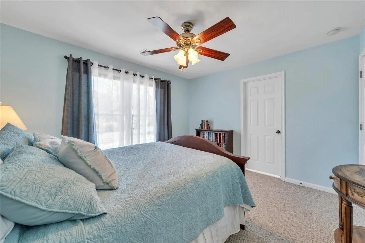 475 Cambridge CT #E2 - Photo 25