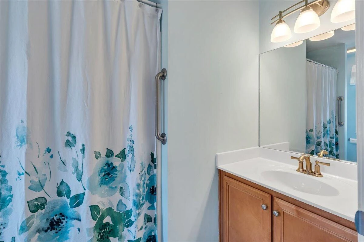 475 Cambridge CT #E2 - Photo 26